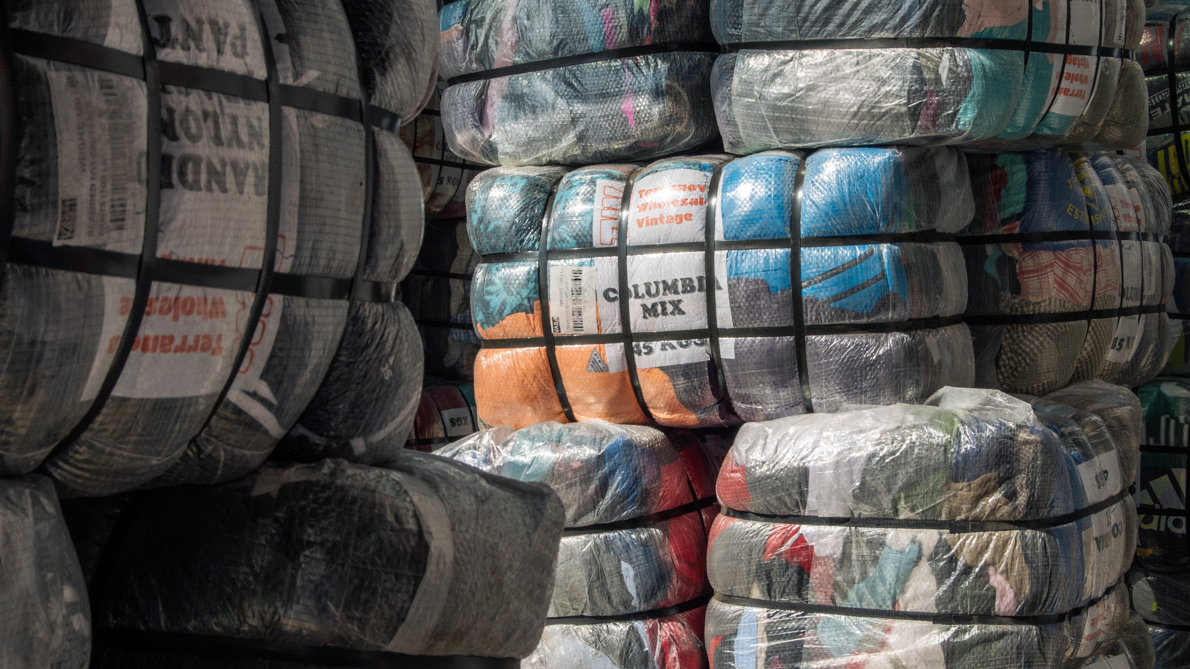 Buy Vintage Clothing by the Kilo: How KILOSALE Works