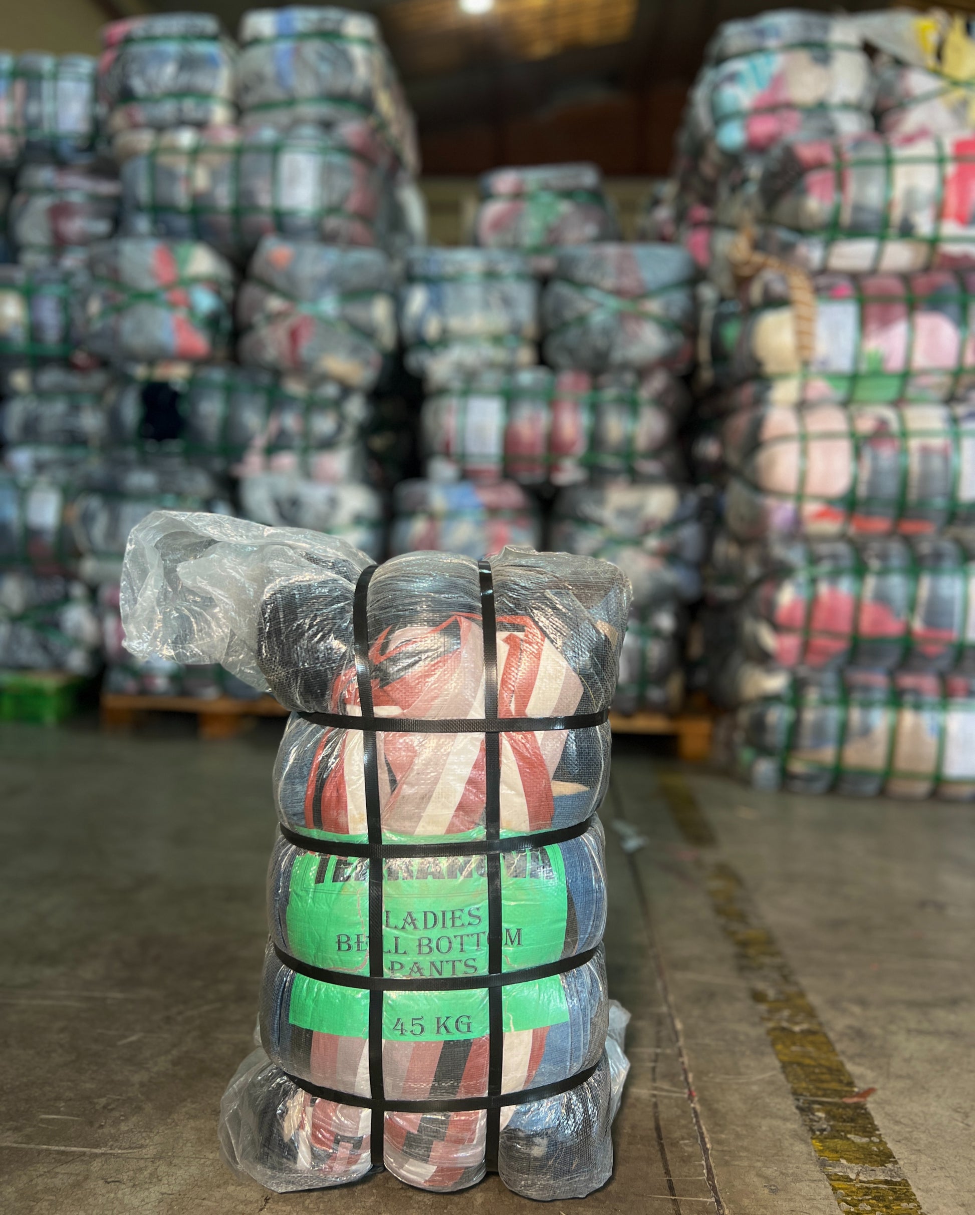 BALA 45KG PANTALÓN DE CAMPANA