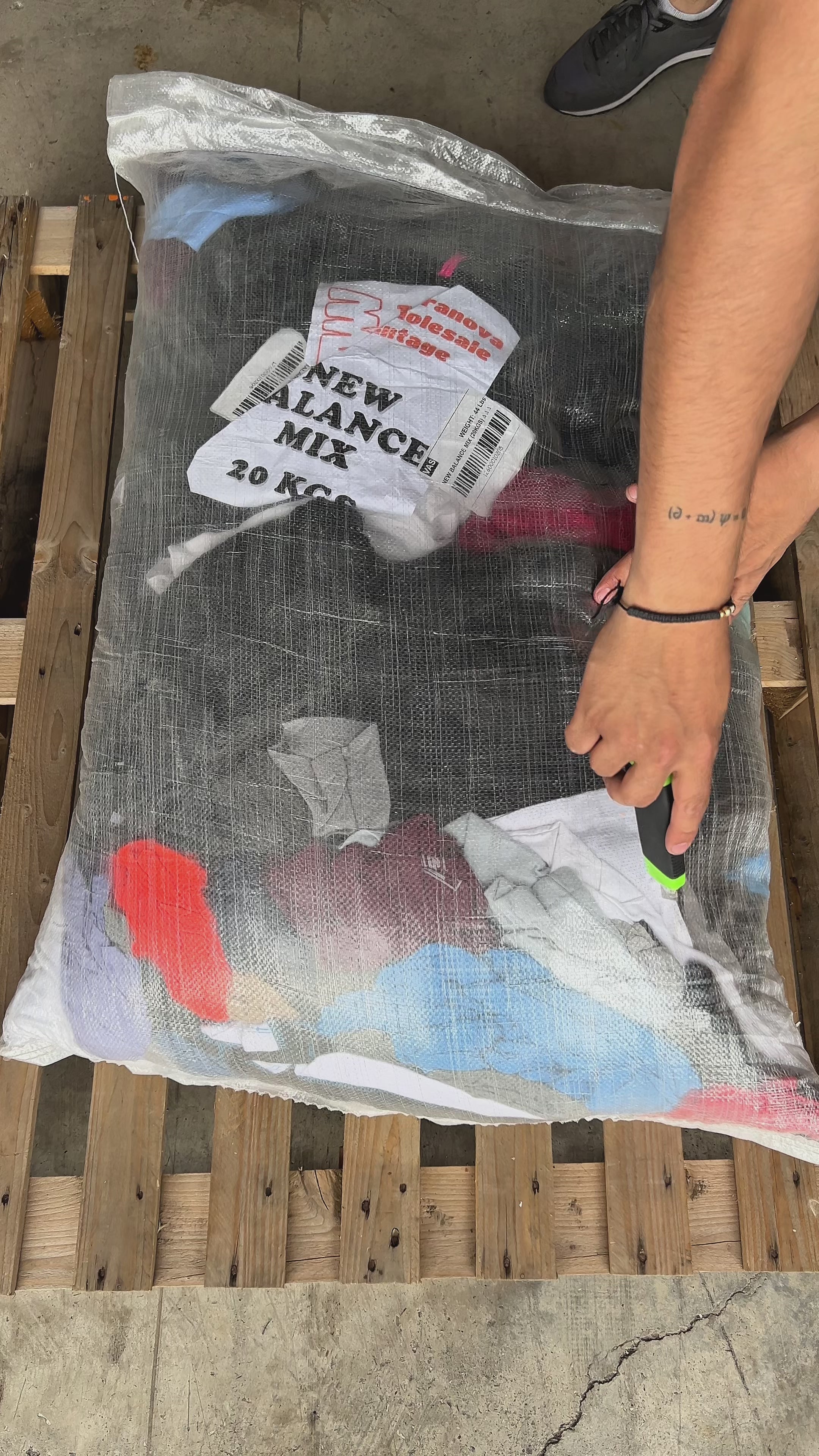 SACK OF NEW BALANCE MIX