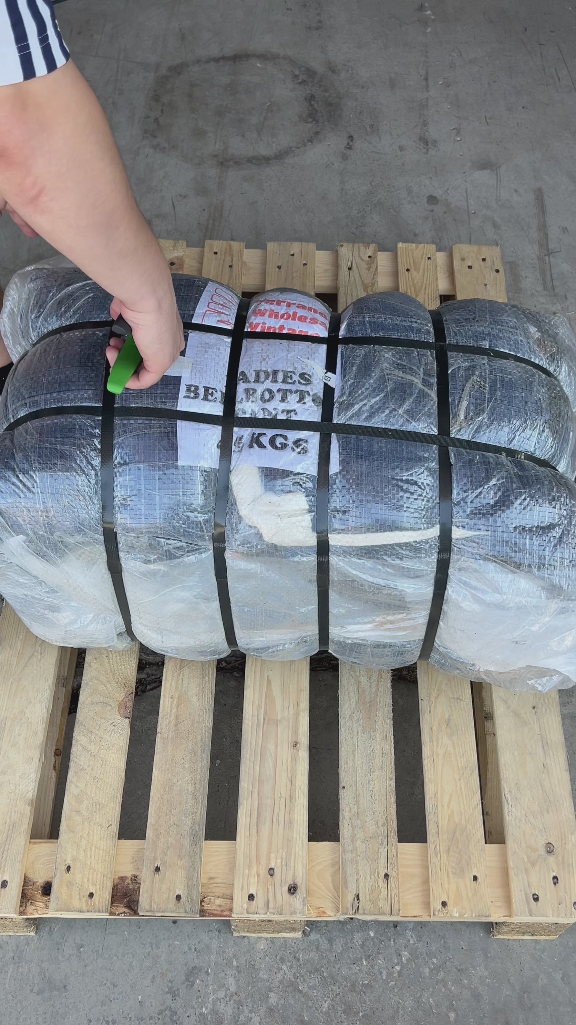 BALE VINTAGE BELL-BOTTOM PANTS