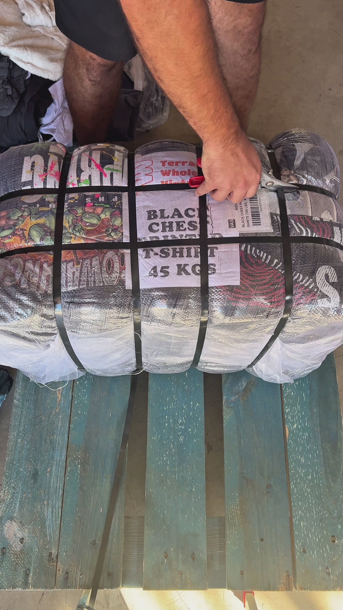 BALE VINTAGE MEN BLACK PRINTED T-SHIRTS