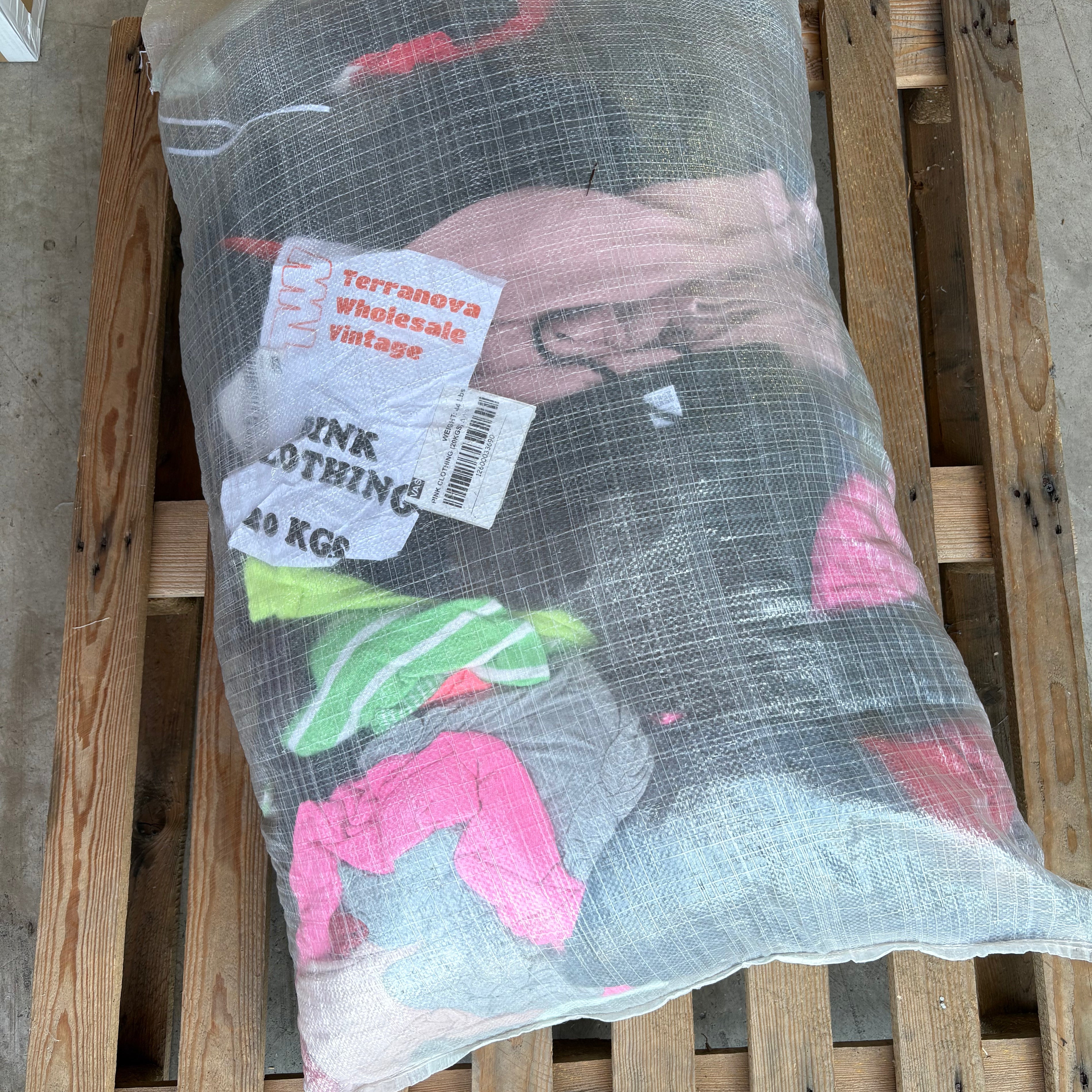 SACK PINK CLOTHING MIX (Victoria's Secret)