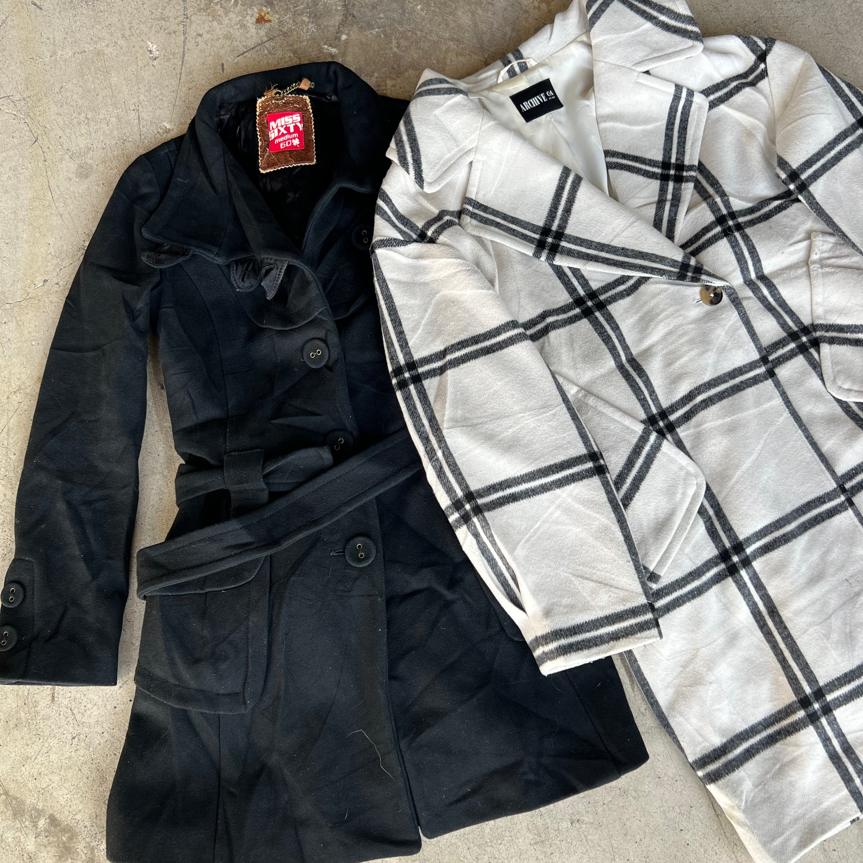 vintage-womens-short-coats-kilo-pack